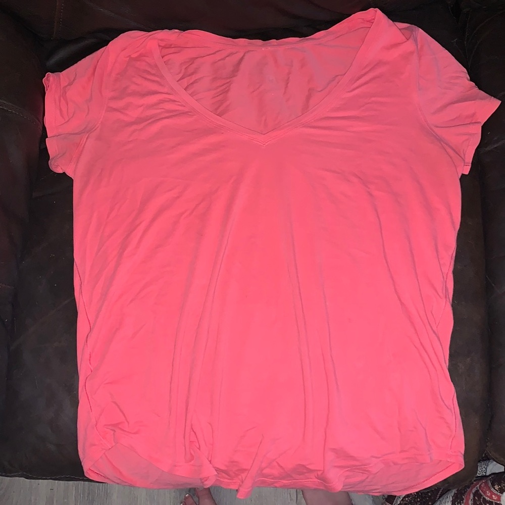Lululemon V-neck Tee